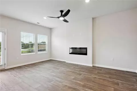 Living - 11516 Kimberly Way #28, Hampton, GA 30228 photo 3 of 4