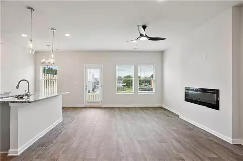Living - 11516 Kimberly Way #28, Hampton, GA 30228 photo 4 of 4