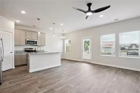Living - 11516 Kimberly Way #28, Hampton, GA 30228 photo 1 of 4