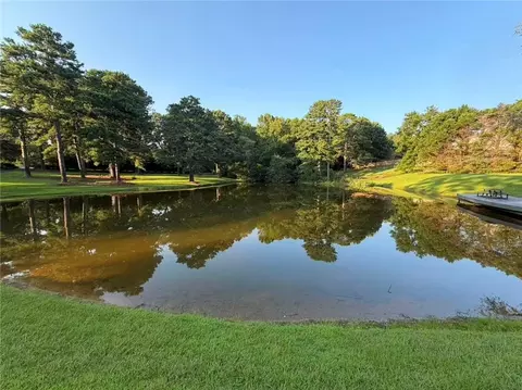 250 Cagle Rd, Roswell, GA 30075