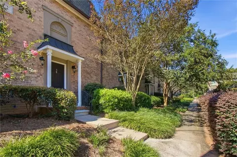 6980 Roswell Rd #C5, Sandy Springs, GA 30328