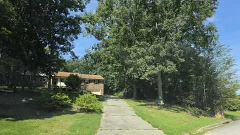 2206 Lost Forest Ln SW, Conyers, GA 30094