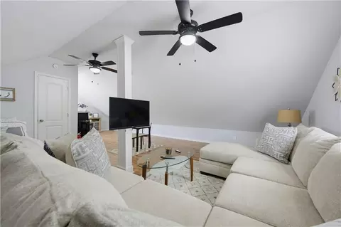 Living - 15 Davis Rd, Jefferson, GA 30549 photo 1 of 2