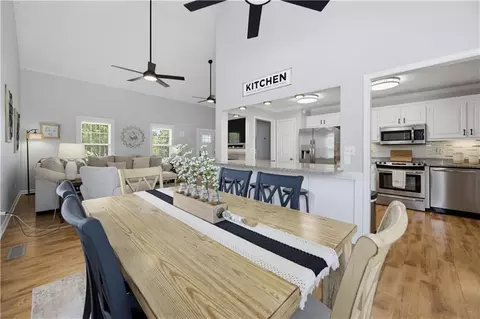 Dining - 15 Davis Rd, Jefferson, GA 30549 photo 3 of 3