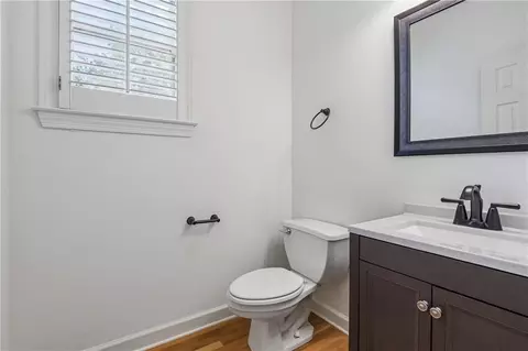Bath - 905 Yosemite Dr, Suwanee, GA 30024 photo 8 of 8