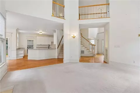 Living - 905 Yosemite Dr, Suwanee, GA 30024 photo 4 of 8