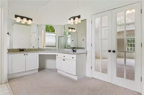 Bath - 905 Yosemite Dr, Suwanee, GA 30024 photo 1 of 8