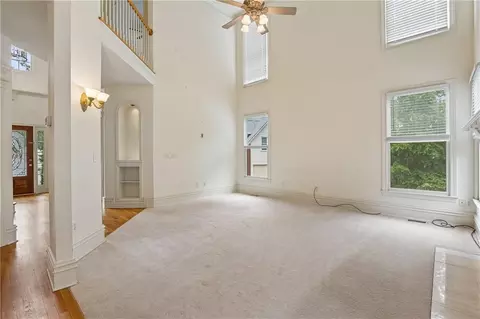 Living - 905 Yosemite Dr, Suwanee, GA 30024 photo 2 of 8