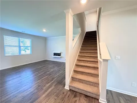 Living - 40 Berkeley Trce, Braselton, GA 30517 photo 2 of 2