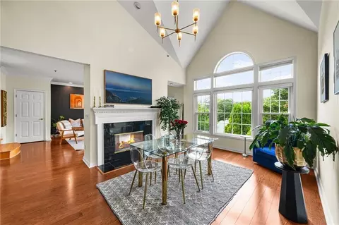 3636 Habersham Rd NW #2404, Atlanta, GA 30305