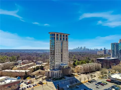 2881 Peachtree Rd NE #902, Atlanta, GA 30305