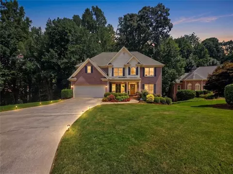 5717 Harmony Point Dr, Lilburn, GA 30047
