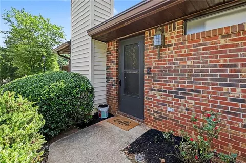 6032 Wintergreen Rd, Norcross, GA 30093