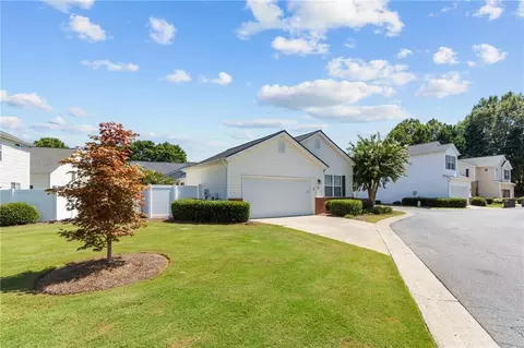 Exterior - 201 Harmony Ct, Milton, GA 30004 photo 7 of 10