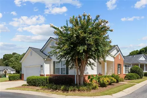 Exterior - 201 Harmony Ct, Milton, GA 30004 photo 2 of 10