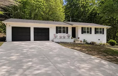 4435 Winding Creek Dr, Cumming, GA 30028
