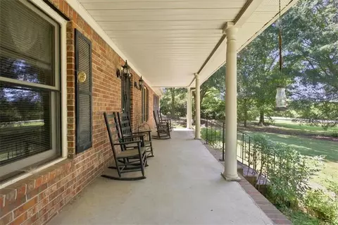 Exterior - 7397 Cave Spring Rd SW, Cave Spring, GA 30124 photo 3 of 4
