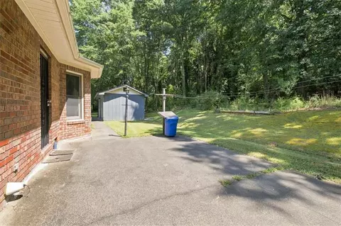 Exterior - 7397 Cave Spring Rd SW, Cave Spring, GA 30124 photo 4 of 4