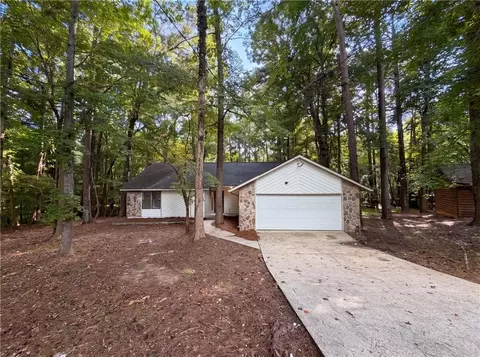 670 Marsh Ct, Jonesboro, GA 30238