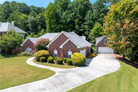 5995 Cedar Lake Trl, Loganville, GA 30052