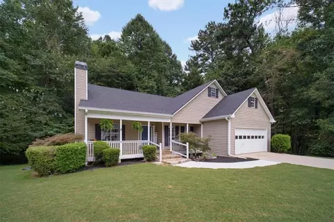 7425 Hickory Bluff Dr, Cumming, GA 30040