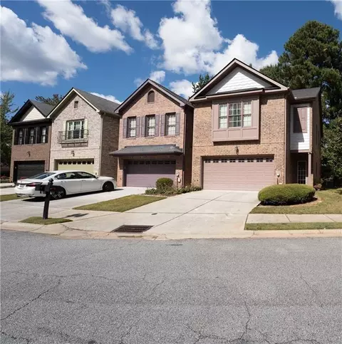 1665 Oakbrook Lake Dr, Norcross, GA 30093