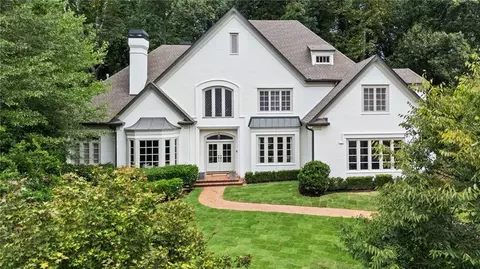 455 Laurel Chase Ct, Sandy Springs, GA 30327