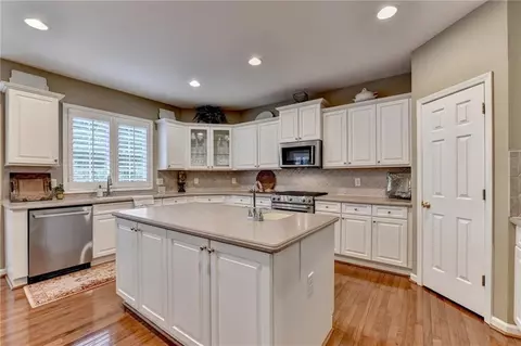Kitchen - 4196 Cami Way NE, Buford, GA 30519 photo 4 of 10