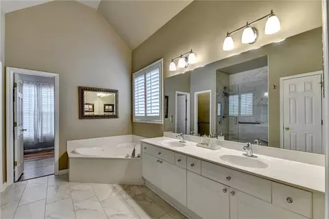 Bath - 4196 Cami Way NE, Buford, GA 30519 photo 3 of 9
