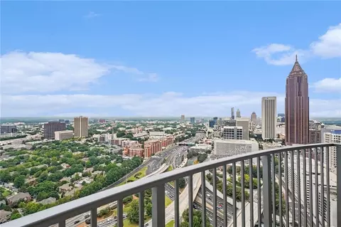 400 W Peachtree St NW #3703, Atlanta, GA 30308