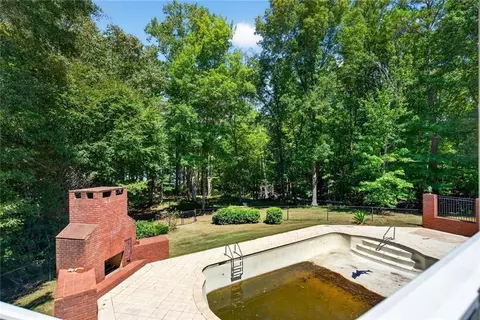 Exterior - Undisclosed, Lagrange, GA 30240 photo 5 of 6