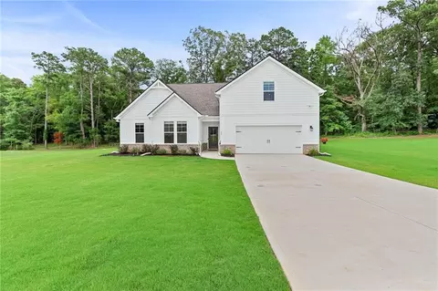 96 Whites Pond Rd, Moreland, GA 30259