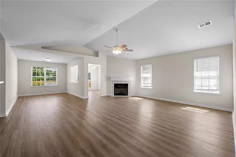 55 Lakeside Pt, Covington, GA 30016 photo 10