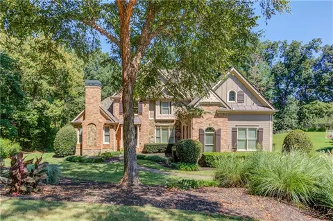 4768 Ardmore Ln, Hoschton, GA 30548