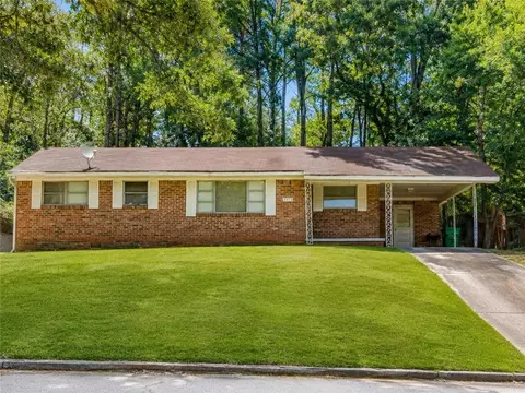 1994 Shannon Ridge Ct, Decatur, GA 30032