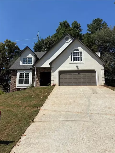 1490 Twin Bridge Ln, Lawrenceville, GA 30043