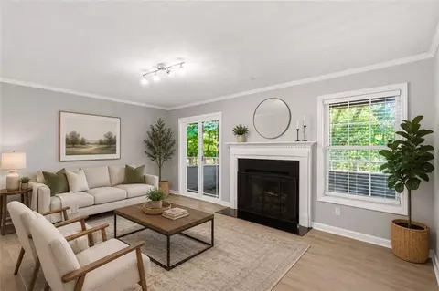 1348 N Crossing Dr, Atlanta, GA 30329