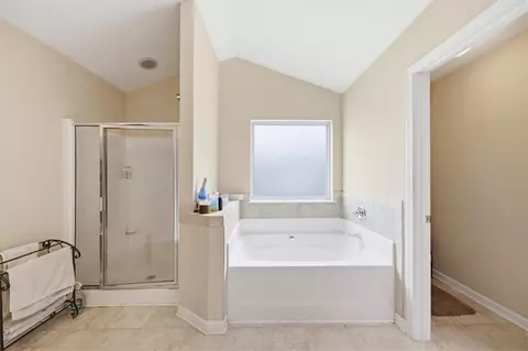 Bath - 1126 Paramount Dr, Mcdonough, GA 30253 photo 3 of 3