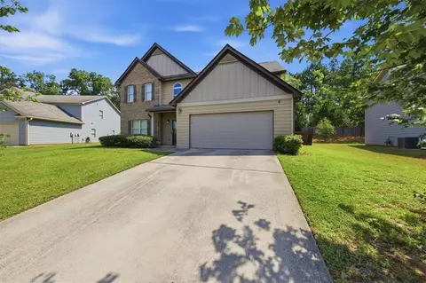 Exterior - 1126 Paramount Dr, Mcdonough, GA 30253 photo 2 of 5