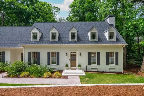 1250 Northcliff Trce, Roswell, GA 30076
