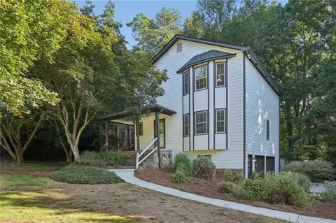 1104 Staples Dr SW, Lilburn, GA 30047