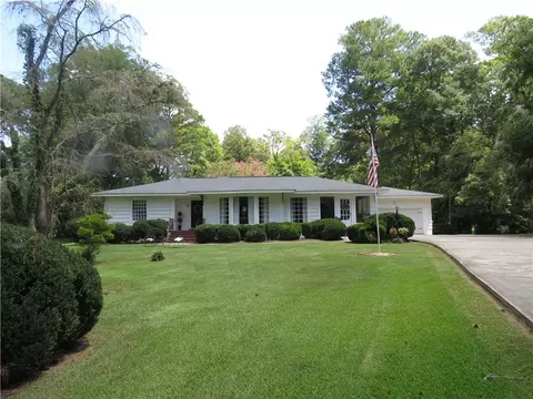440 N Cave Spring St, Cedartown, GA 30125