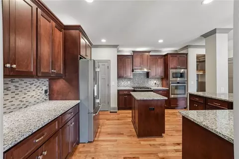 Kitchen - 109 Old Avery Dr, Canton, GA 30115 photo 1 of 2
