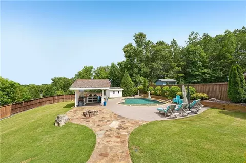 Exterior - 109 Old Avery Dr, Canton, GA 30115 photo 6 of 14