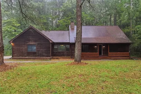 610 Ponderosa Ct, Fayetteville, GA 30214