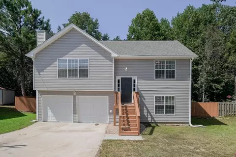 4333 Ward Bluff Ct, Ellenwood, GA 30294