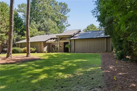 4188 Lake Rill Ct, Marietta, GA 30062