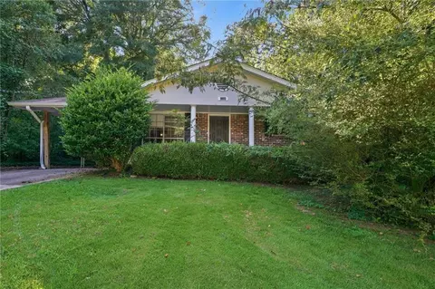 2231 Scotty Cir, Decatur, GA 30032