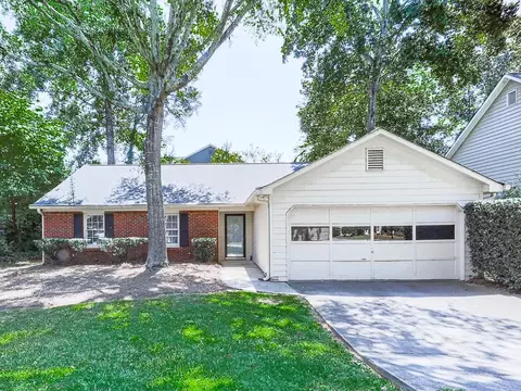 650 Radford Cir, Woodstock, GA 30188
