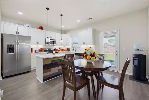 Kitchen - 346 Lamont Ln, Hampton, GA 30228 photo 3 of 3